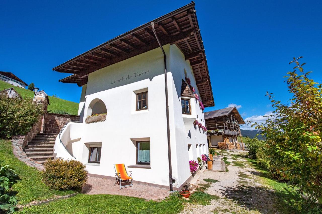 Agriturismo Apartments Tuene Ortisei Exterior photo